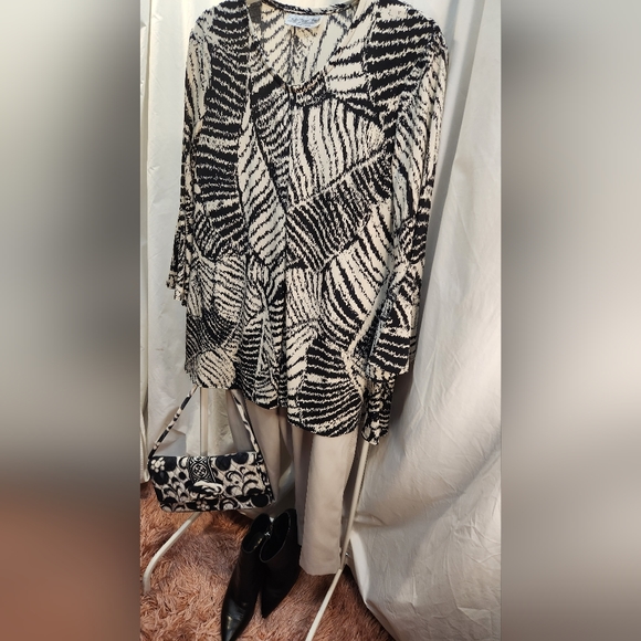 SOLE DIONE STUDIO - Picture 7 of 7